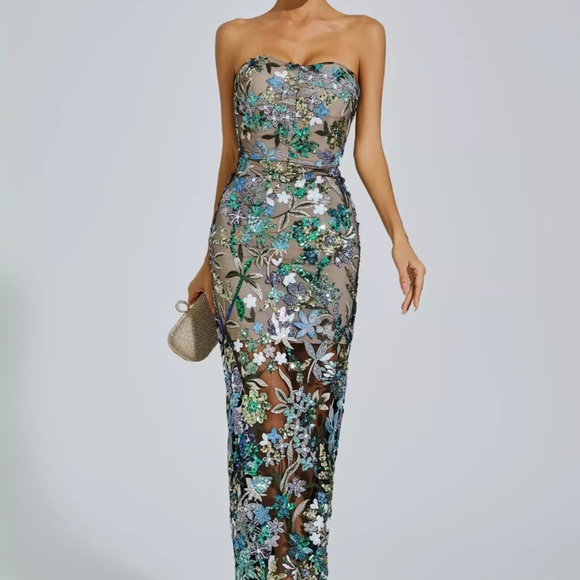 Floral/Sequin Dress - Picture 1 of 5